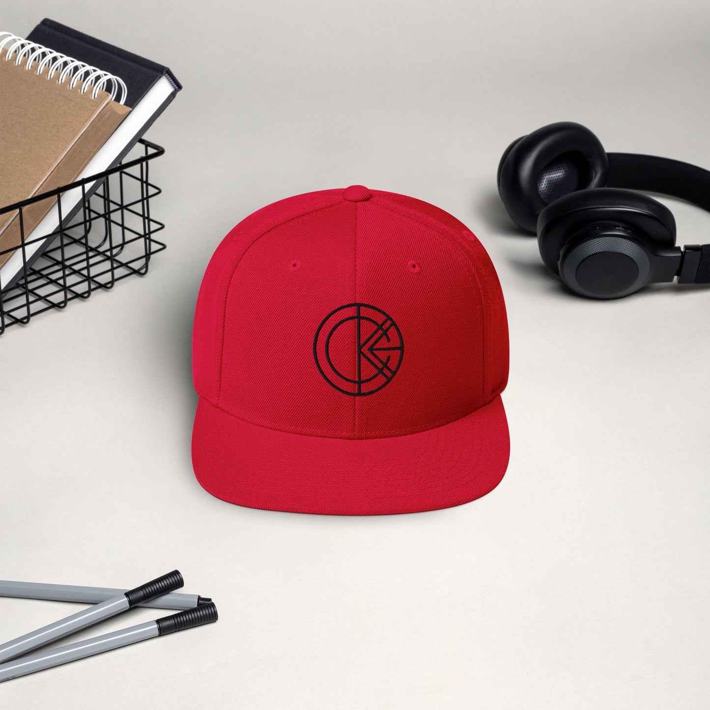 OKENNADA "Urban Style" Classic Snapback  Red  