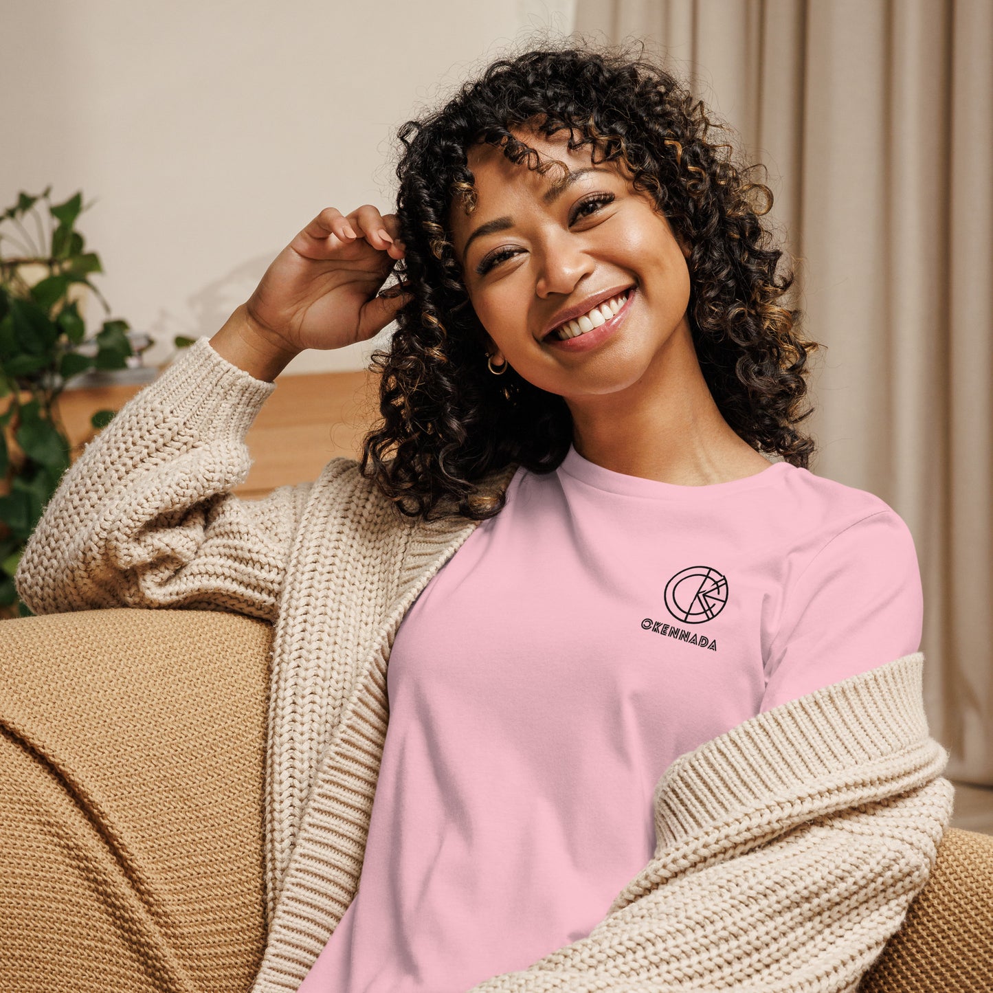 OKENNADA "Effortless Everyday" Women's Relaxed Tee  Pink S 
